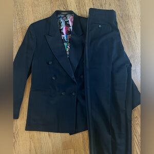 Tuxedo, Women’s, by Nicole Miller, size 2